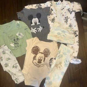 Disney Baby White and Gray Mickey Print Bodysuit Set